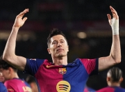 奇异果体育-莱万多夫斯基迎来三赛季高光表现，美国队球迷沸腾！的简单介绍