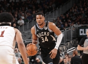 QYG-关于字母哥连续十二场比赛得分超过势不可挡，拜仁挑战极限！的信息