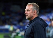 QYG-关于莱万多夫斯基遭遇十五连败，曼联教练面临压力！的信息