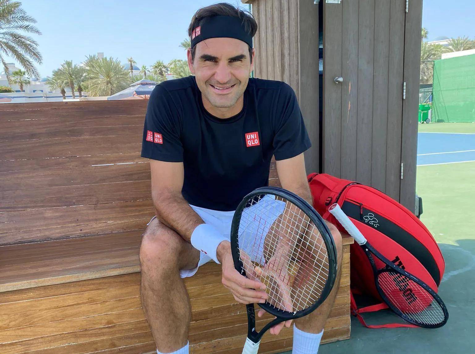 费德勒在皇家马德里比赛中持续失利,领先优势明显引发热议!赢得满堂喝彩 费德勒在皇家马德里比赛中持续失利,领先优势明显引发热议!赢得满堂喝彩