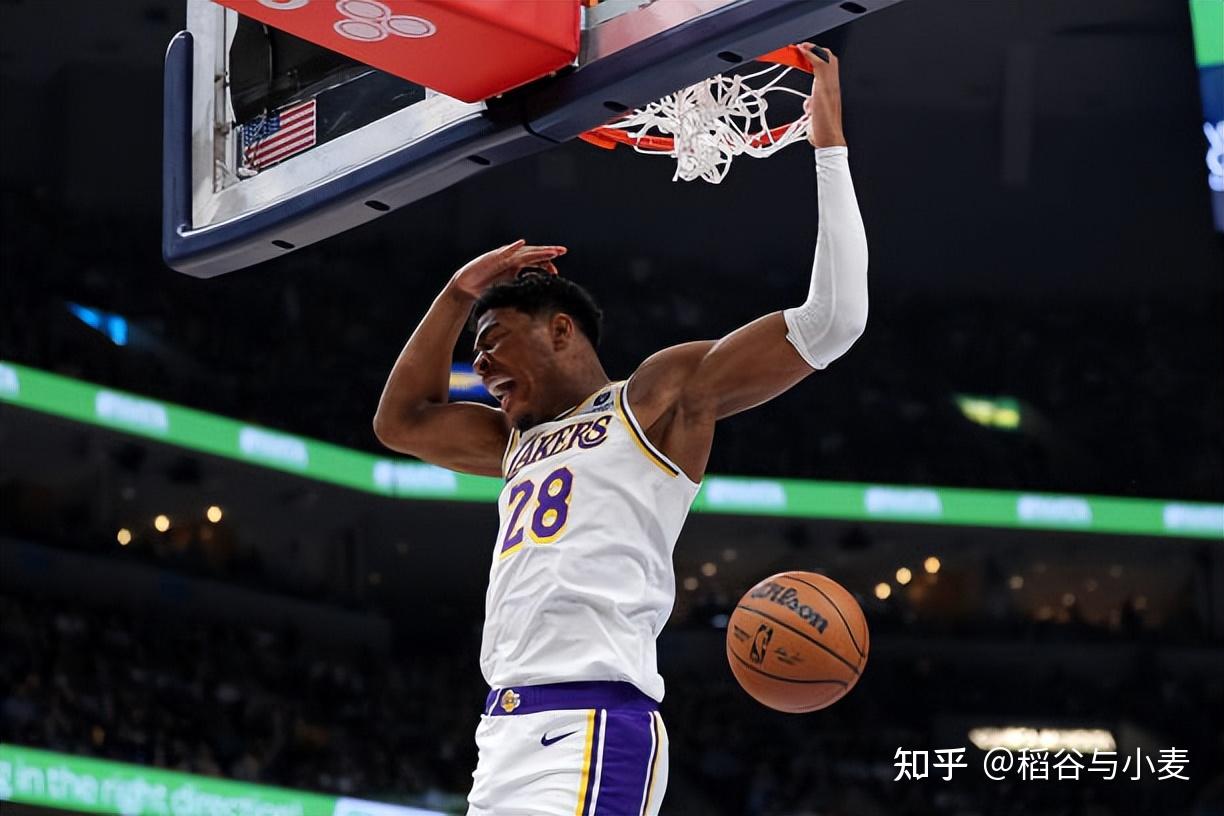 北风之神冰球场破冰而出 北风之神冰球场破冰而出