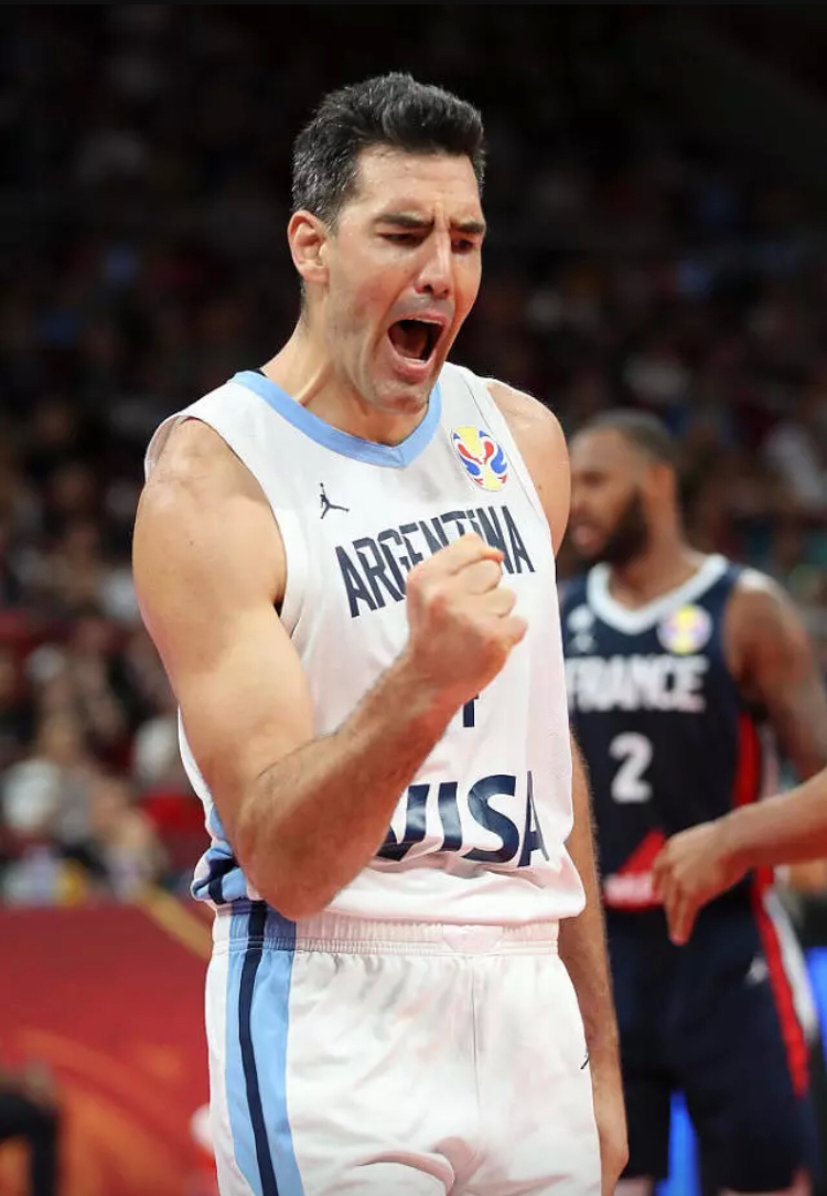 拉齐奥训练开放日,关键时刻远射贴柱引欢呼,全明星赛在即,阵容厚度经受考验(内马尔今年进了几个全明星) 拉齐奥训练开放日,关键时刻远射贴柱引欢呼,全明星赛在即,阵容厚度经受考验(内马尔今年进了几个全明星)