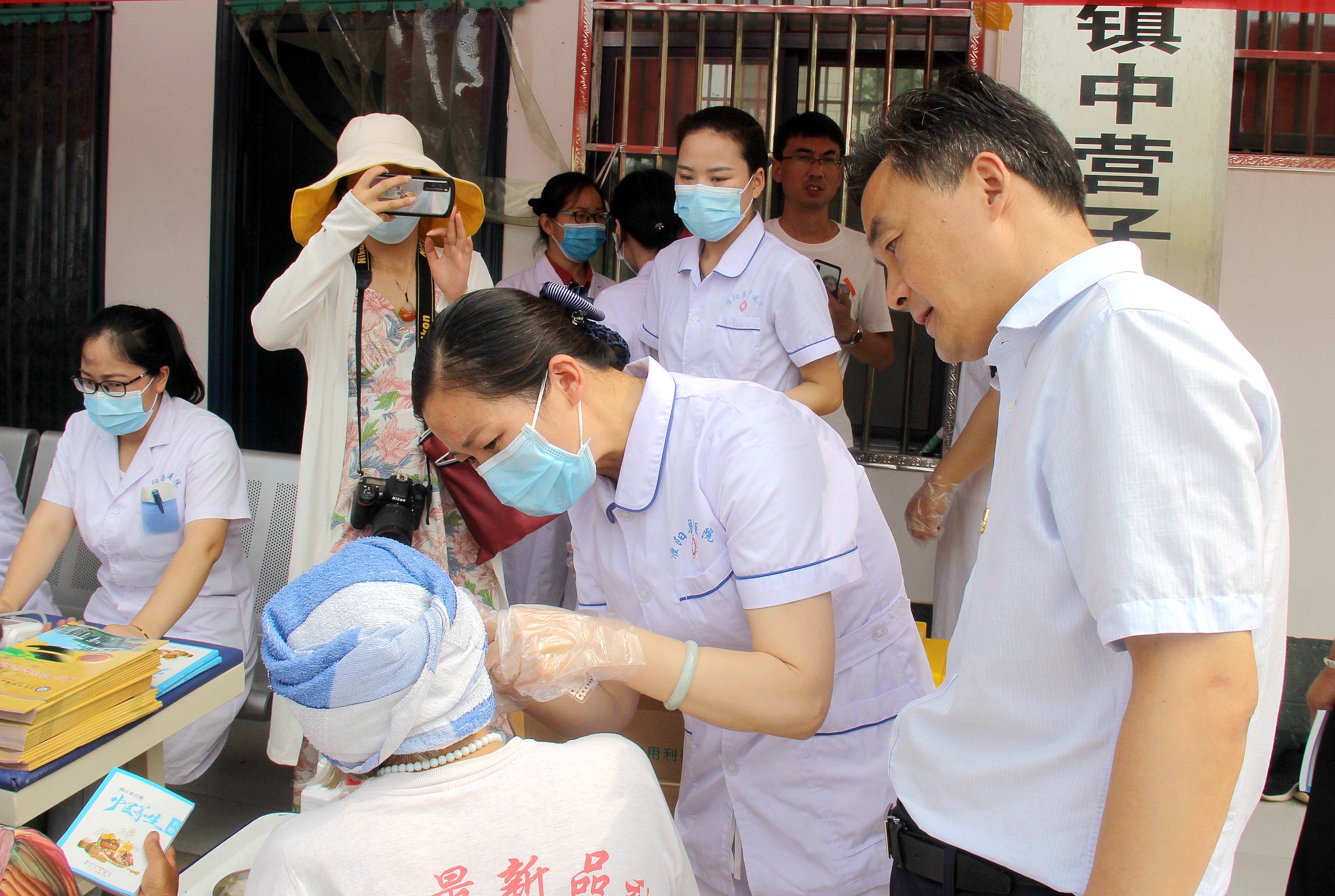  今晨体能课后，勒沃库森防线松动备战国王杯，震撼外界，医务组通报恢复