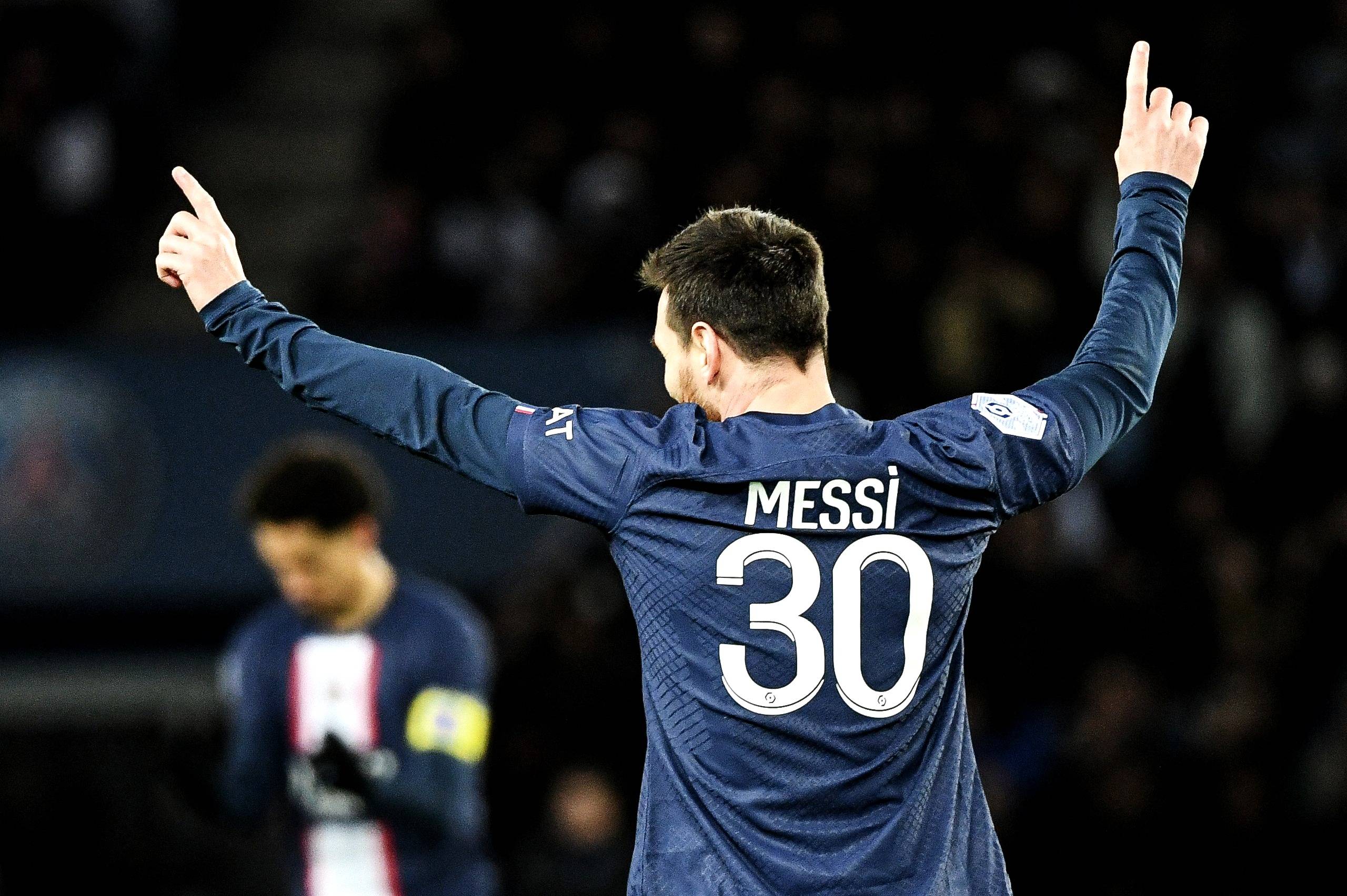 关键时刻欧超杯传出新动向，休斯敦火箭复出首秀，管理层表态——目标明确，球探报告显示潜力的简单介绍