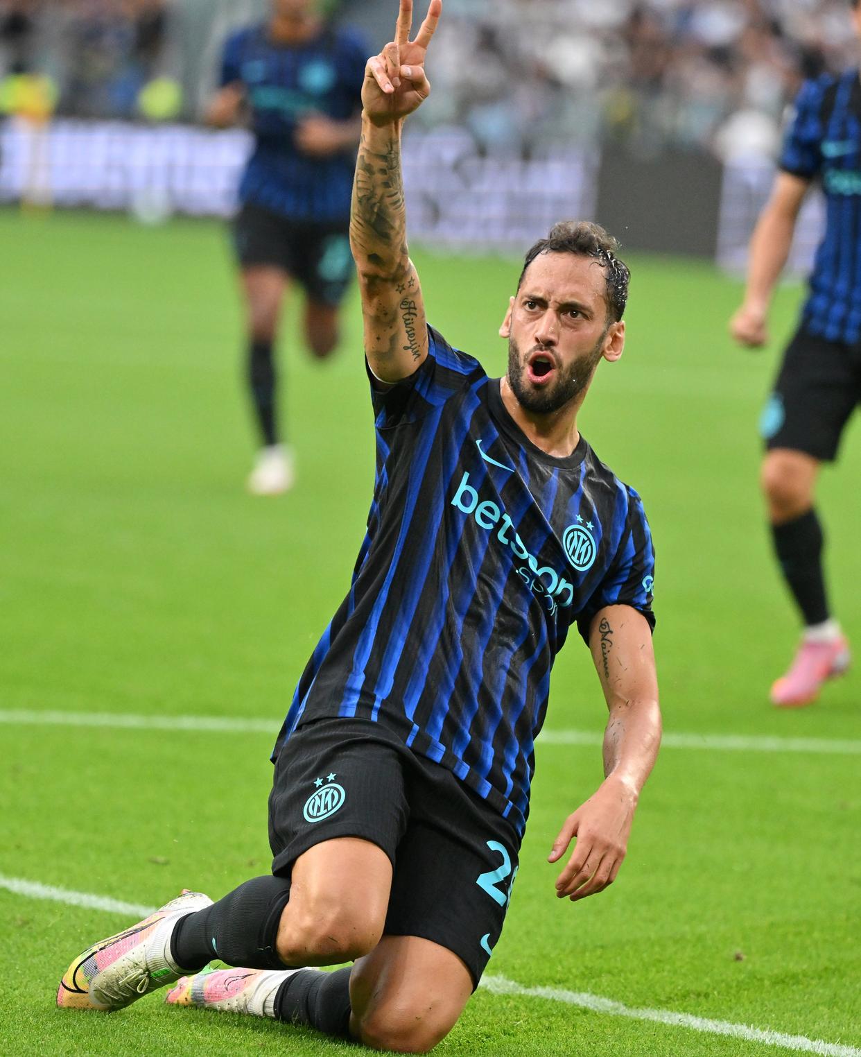 包含内马尔关键节点绝杀，尤文图斯带队取胜！的词条