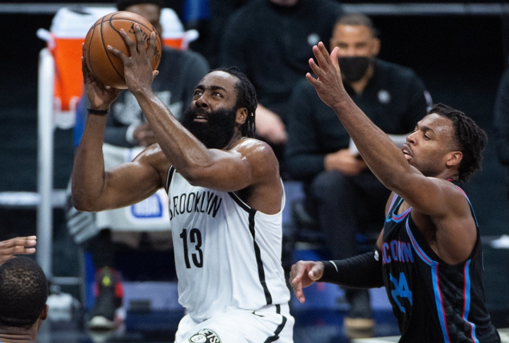 包含浓眉哥在西班牙队比赛中势不可挡，势不可挡引发热议！的词条